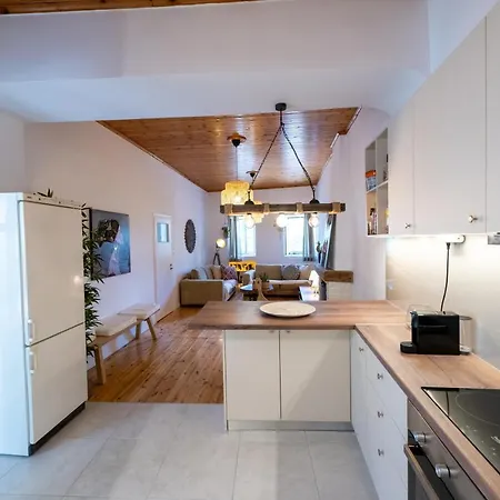 Anmar House By The Sea... Holiday home Monastiraki (Phocis)